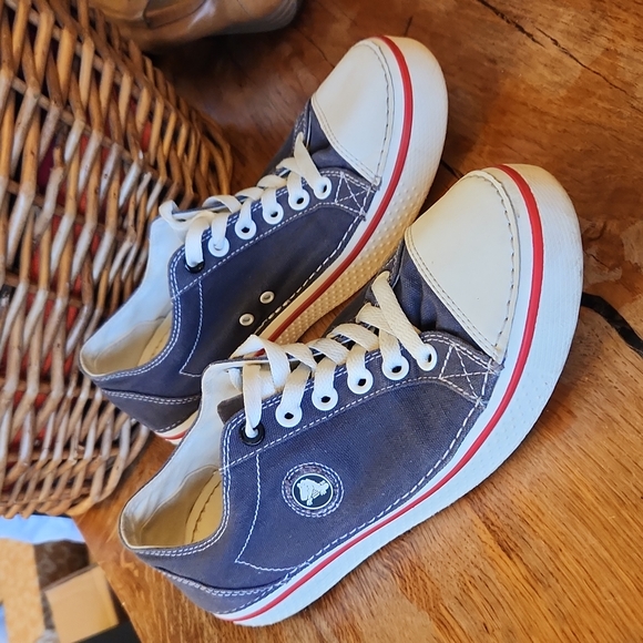 Crocs converse style Clearance